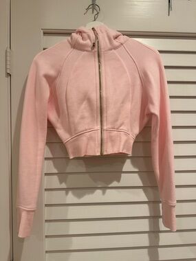 Lululemon strawberry milkshake cropped scuba size 2 gold zipper